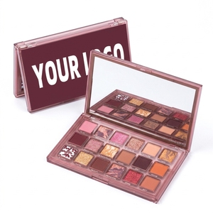 Waterproof Shimmering Eye Shadow Palette Wholesale
