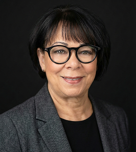 Barbara — Brand Manager at Pinnacle Cosmetics Canada
